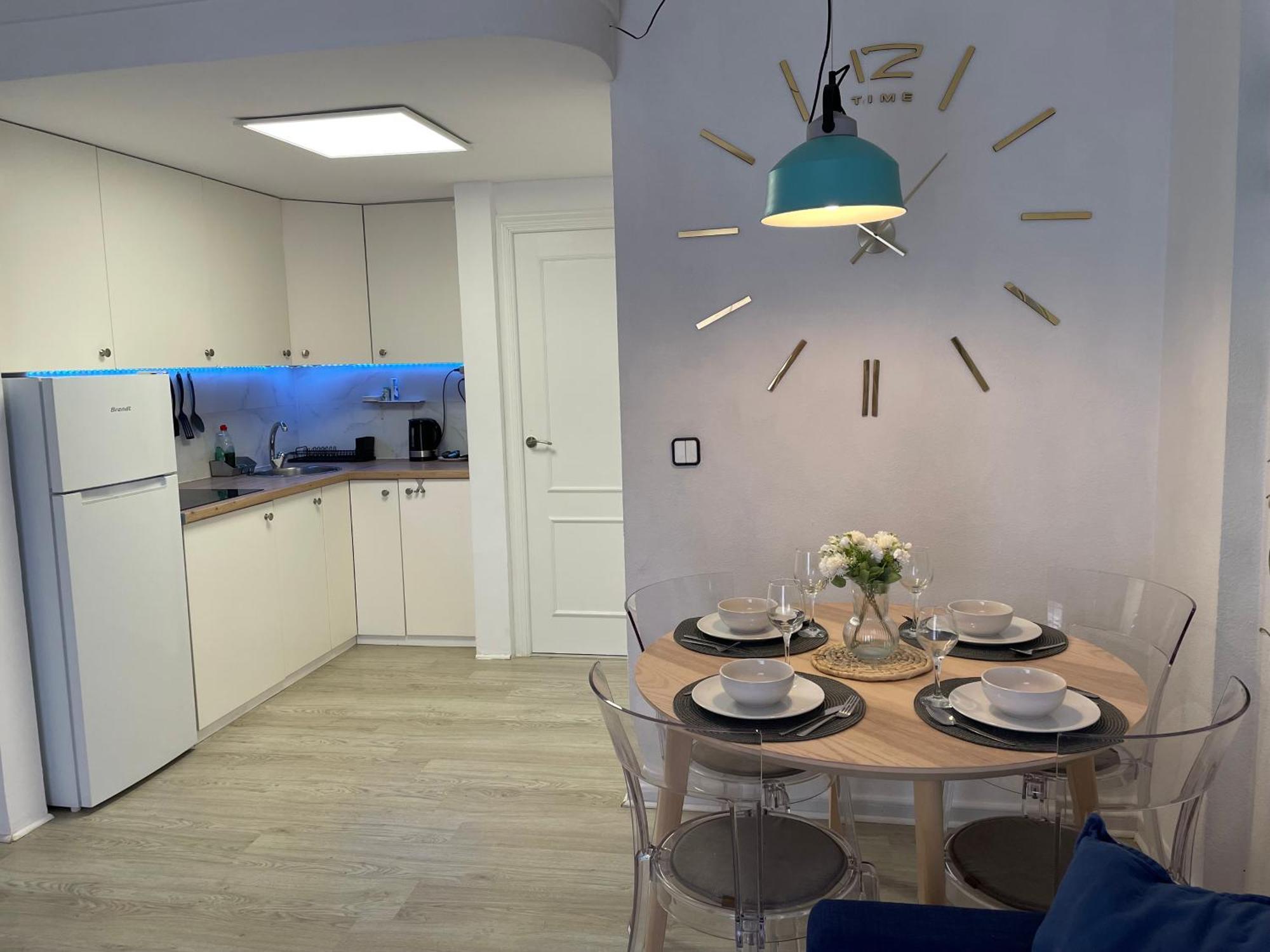 Przytulny Apartament 100M Od Plazy Τορεβιέχα Εξωτερικό φωτογραφία